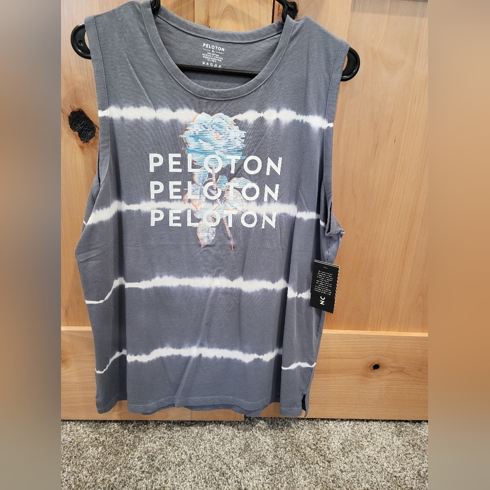 NWT Peloton Muscle Tank